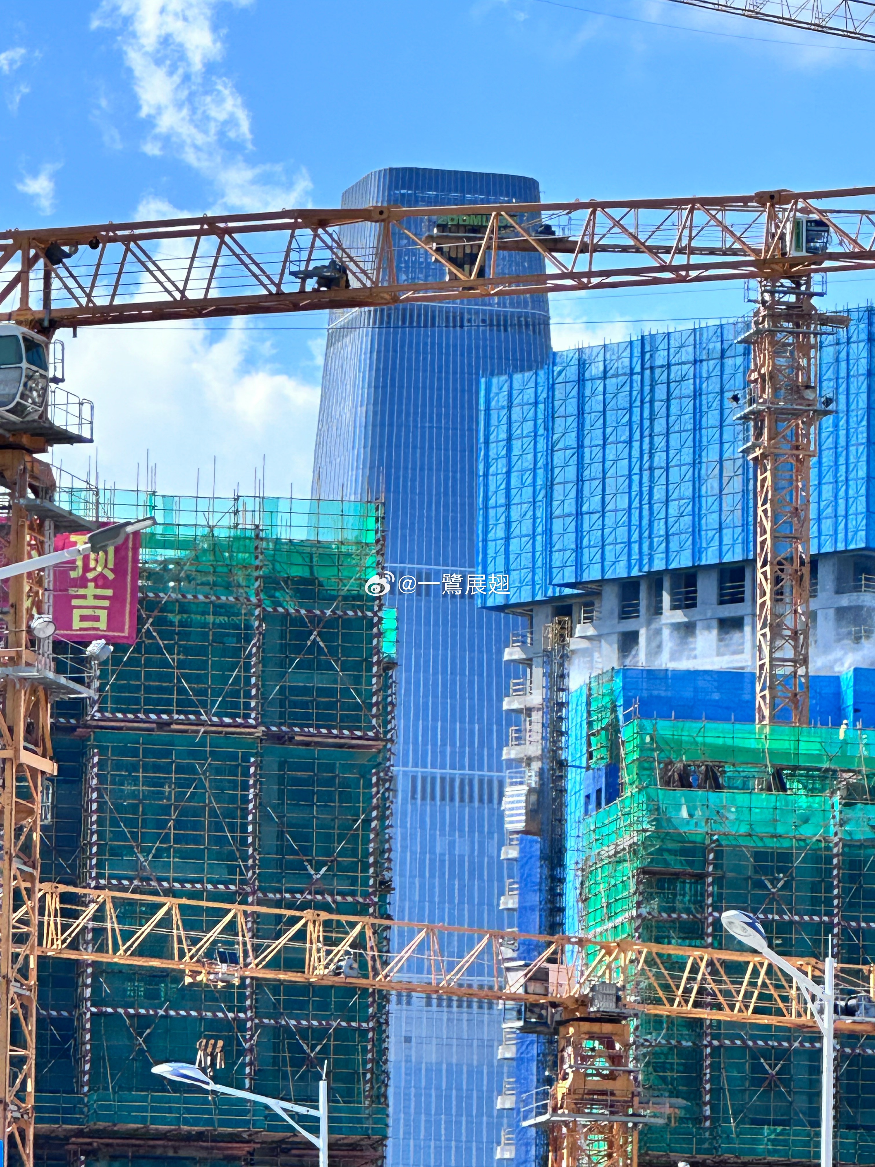 厦门城建 岛外第一高、全城第四高的中交和美综合体主楼（白鹭西塔）总高达265.9