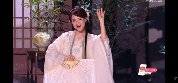 李心洁戏腔和声李心洁戏腔听醉了深耕舞台用心打磨每一处细节，李心洁在浪姐二公的舞台