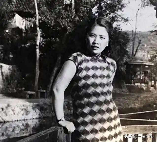 1938年，女特工潜伏敌营竟爱上敌人，含泪向上线周恩来发密电：我真的想要嫁给他，