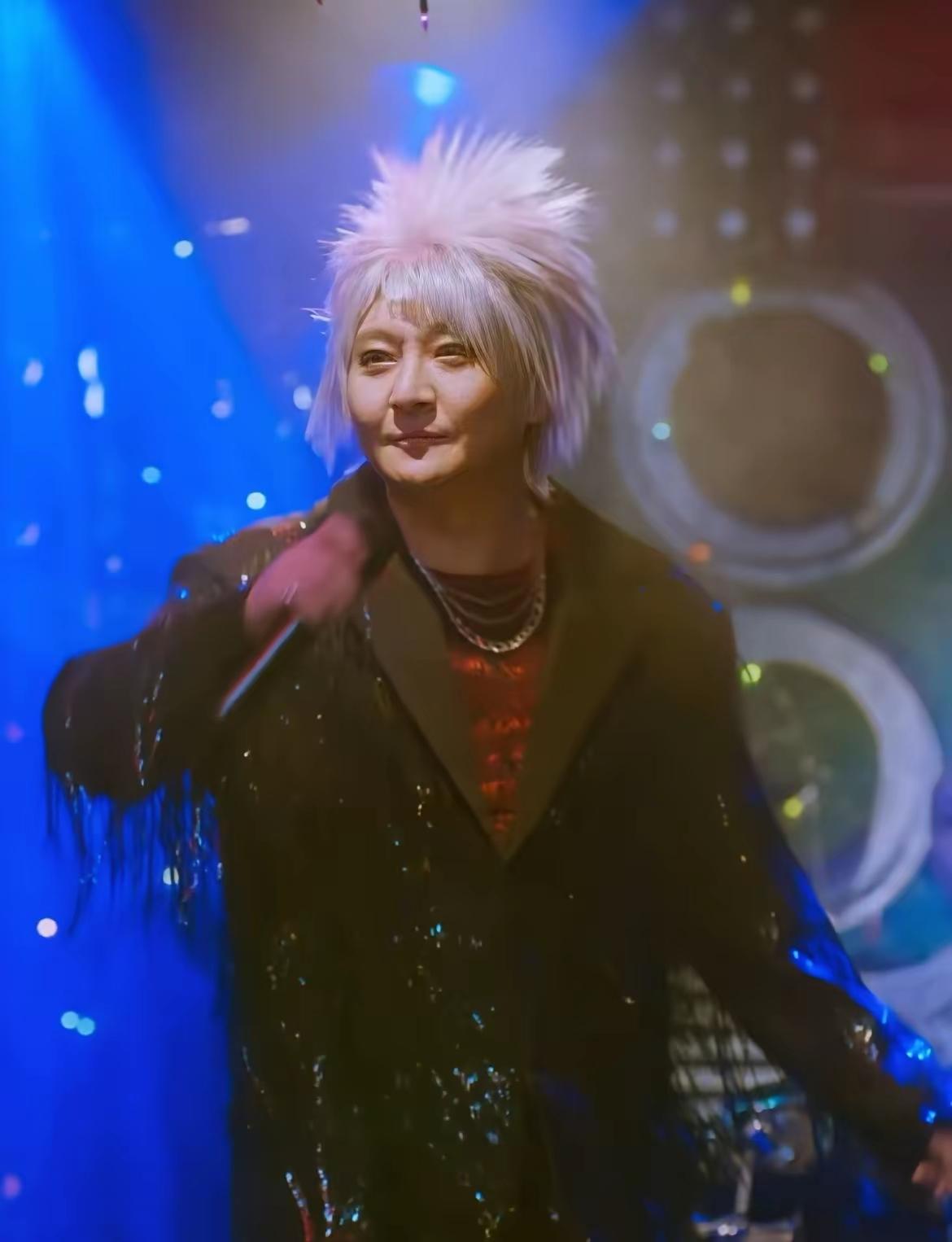 电视剧老舅终于播完了，虎头蛇尾越演越离谱，主要角色没有一个善终的，好人坏人要么进