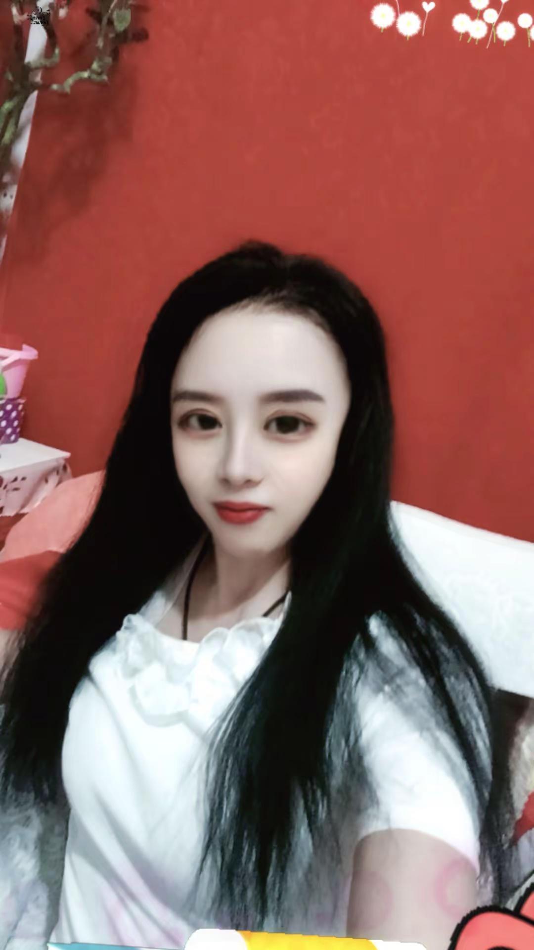 美颜一开🌹姐也是美女一枚😛😛😛