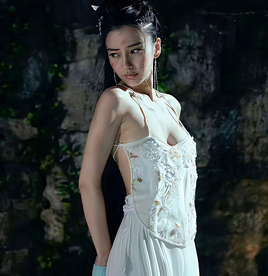 没想到杨颖一组早年古装剧照意外翻红 