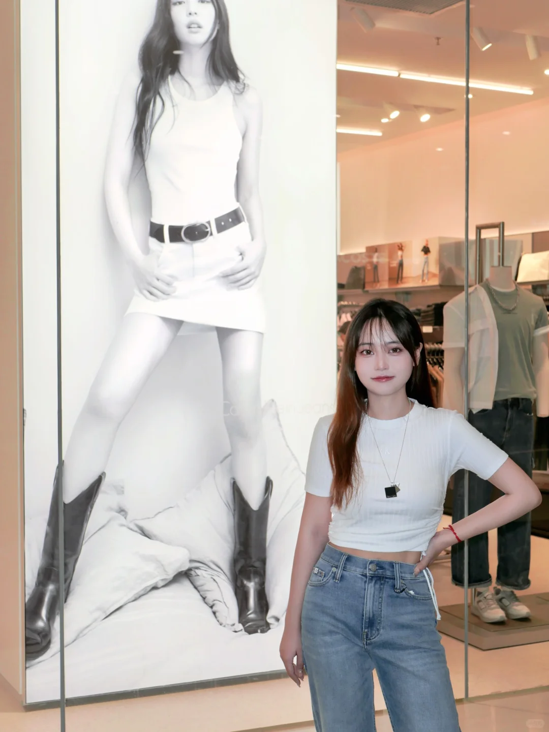 海豚广场CK偶遇jennie❗️