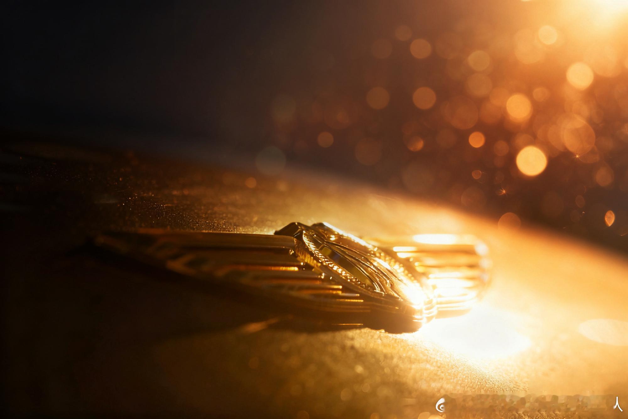 必须说，银河 V900 这次在“豪华”概念上的演绎，是用了力气、做了深度、在 上