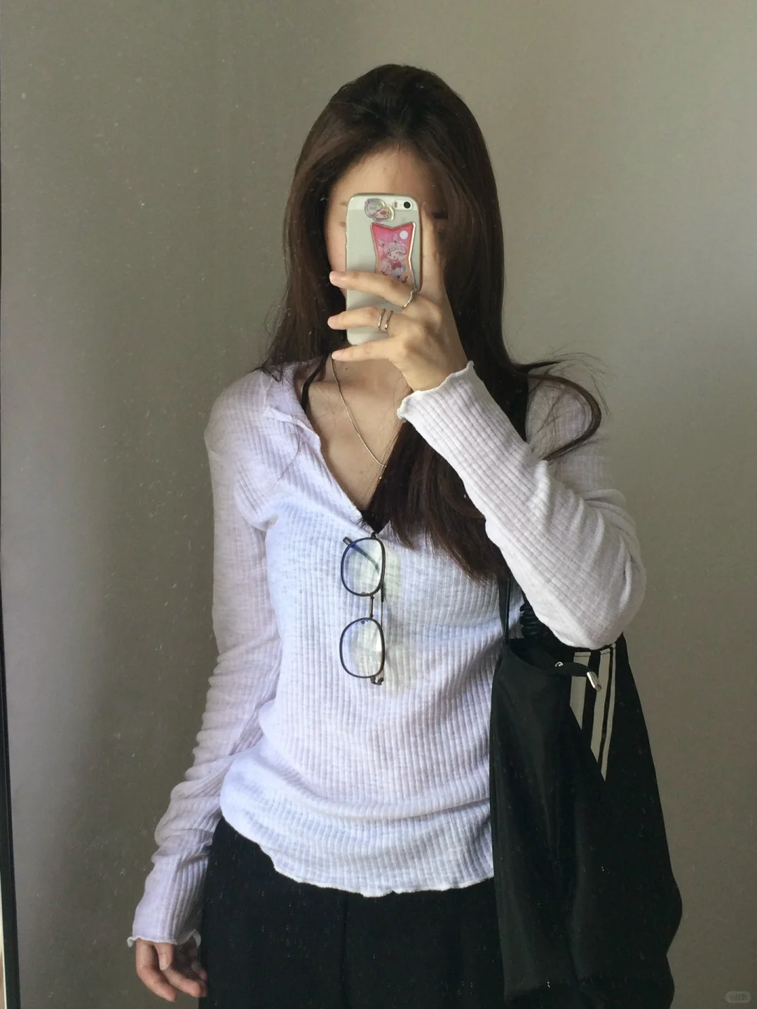 这种恰到好处的慵懒感上衣～我真的很爱！