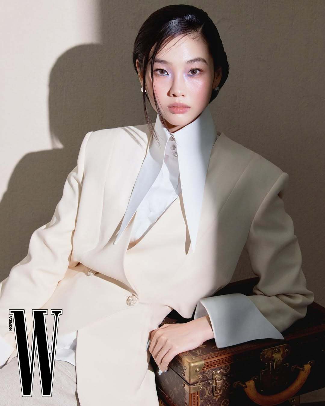 郑浩妍 LV BeautyW KOREA March 2026.3月刊封面大片 