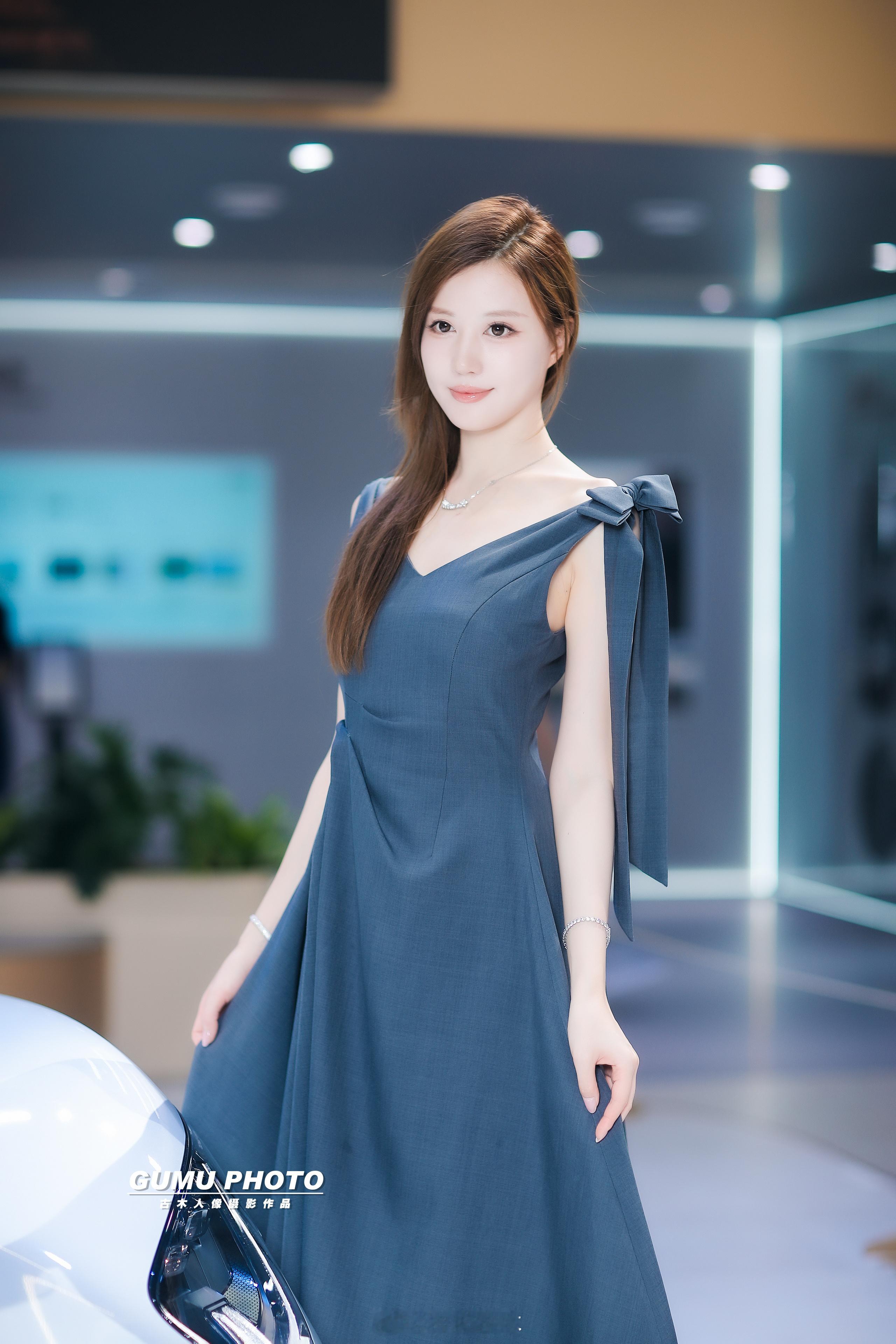 2026成都国际车展腾势展台模特 2026成都国际车展成都车展 