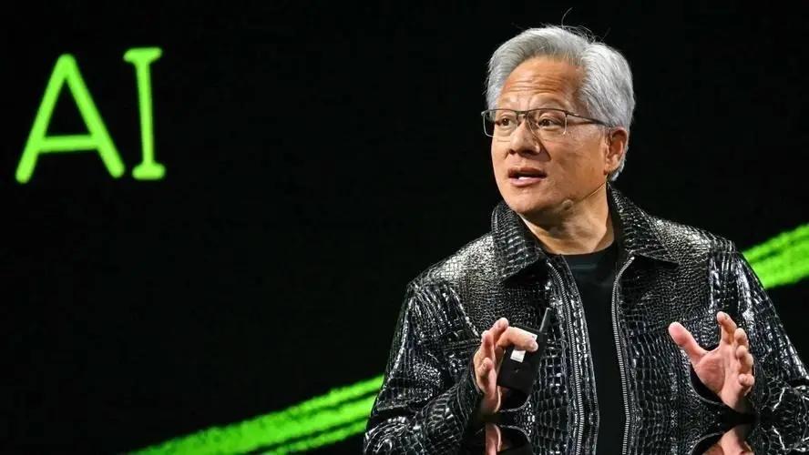 黄仁勋带头造反！
200多家企业联名硬刚美国封杀令，OpenAI谷歌这次真慌了？