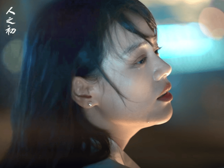 张若昀新剧0帧起疯 追《人之初》的每一天都在被张若昀的演技震撼，他演的疯批不是那