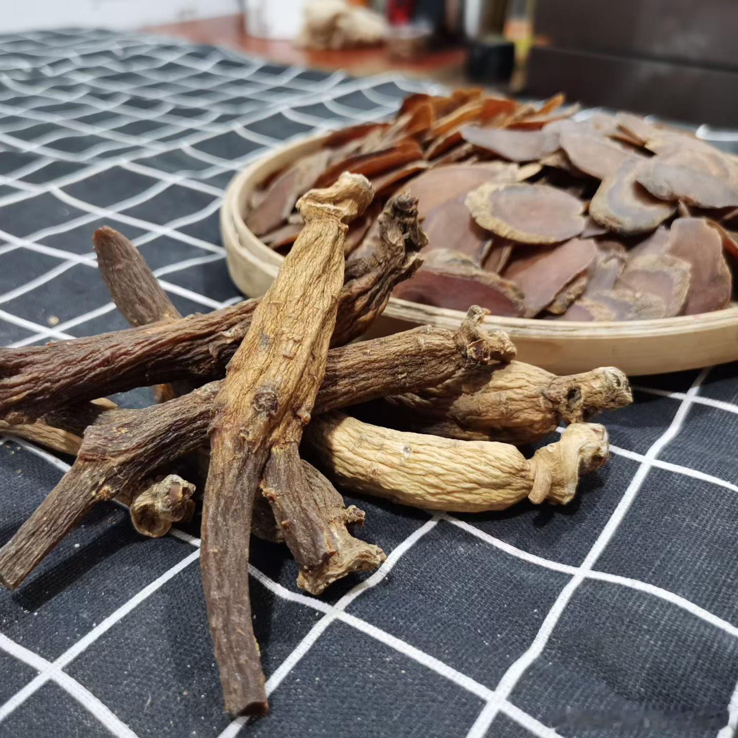 每天打个广告，进口西洋参&无糖红参，主打就是品质保障，益气补血的必备品自由撰稿人