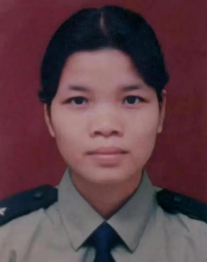 致敬缉毒英雄严婷！2024年8月她的信息公开，也就意味着她已经没有三代以内的直系