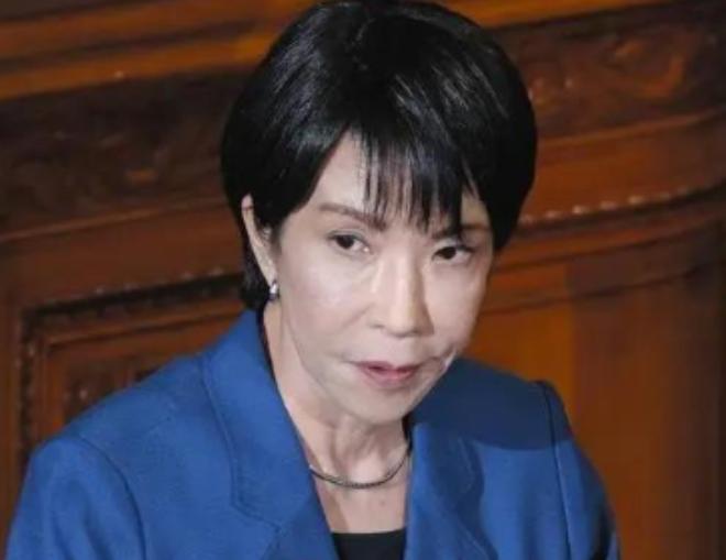 日本平民都看不下去了，高市早苗还在执迷不悟？6月14日，东京街头出现了一幕极具反