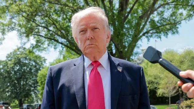 据美国全国广播公司新闻频道报道，美国特朗普在接受福克斯新闻采访时公开表示，面对伊