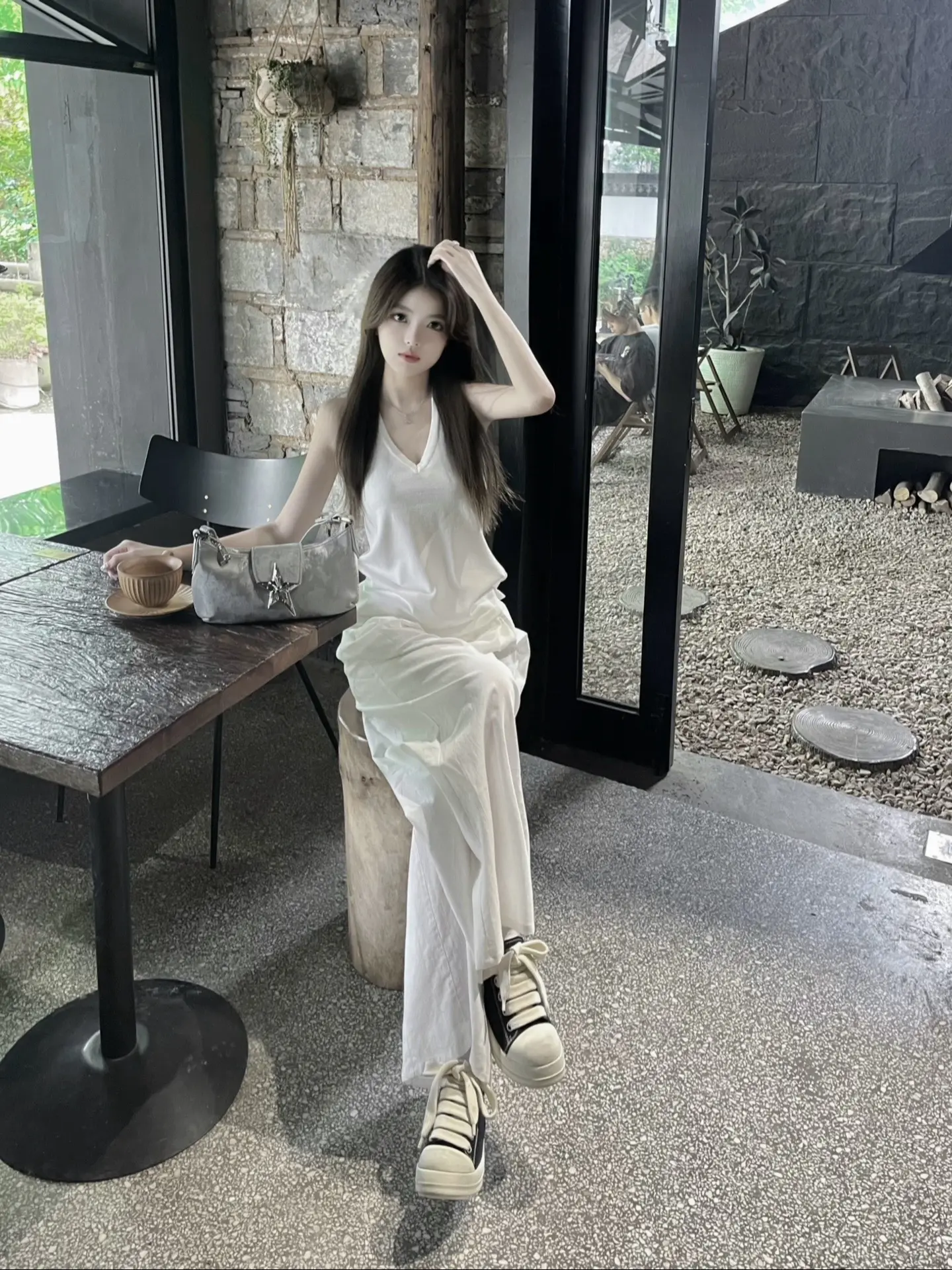 想拥有坚硬躯壳 直到有人愿意了解我的内核