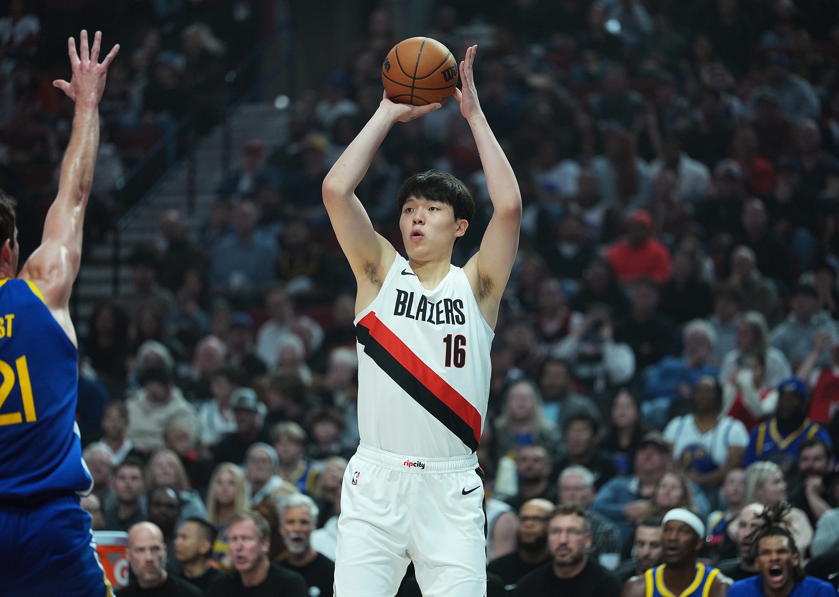 王仕鹏：比赛日赛前只吃点香蕉和喝咖啡 比赛打完才真正吃晚饭