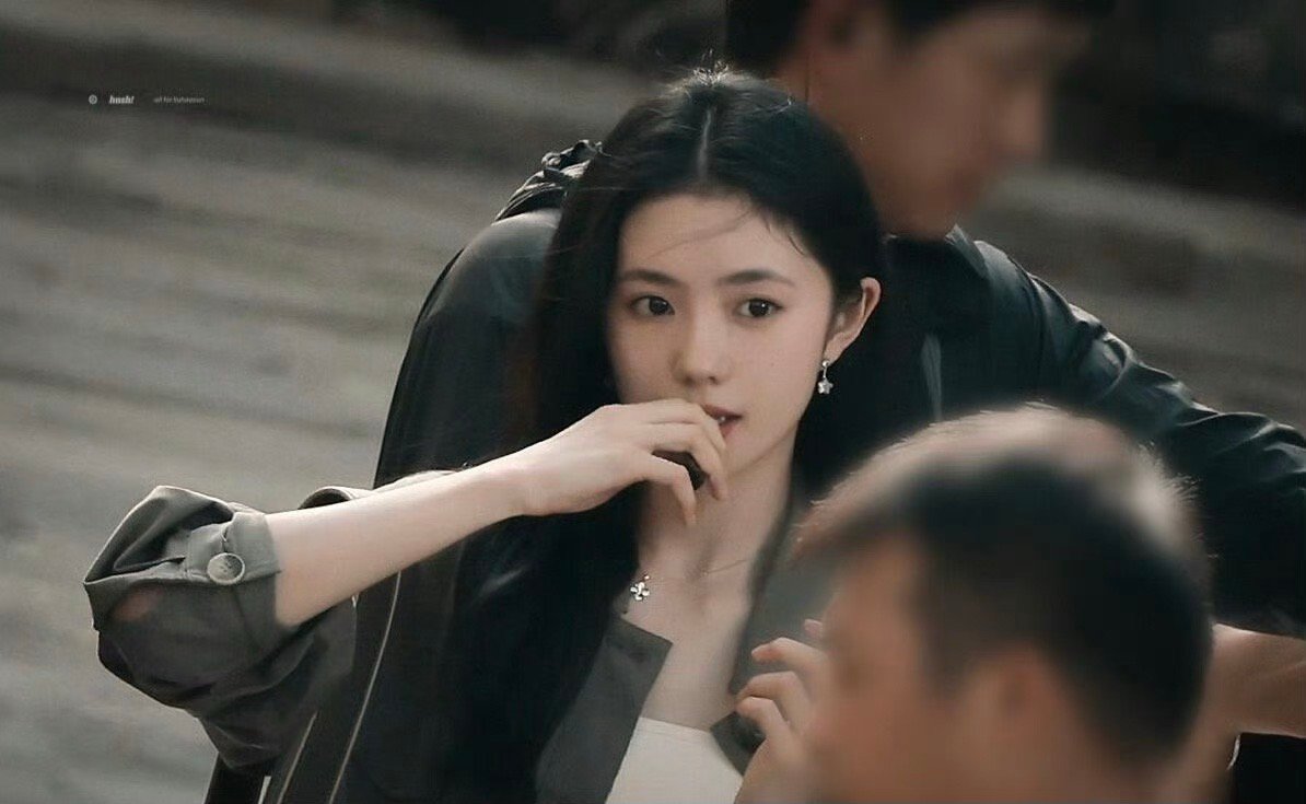 刘浩存的最新路透图，美女的造型状态怎么样？ ​​​