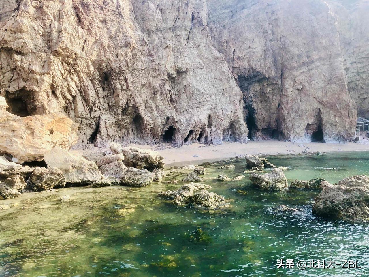 “飞流直下三千尺”，上证指数今天大跌超过150点，3800点整数关也告破。短短十