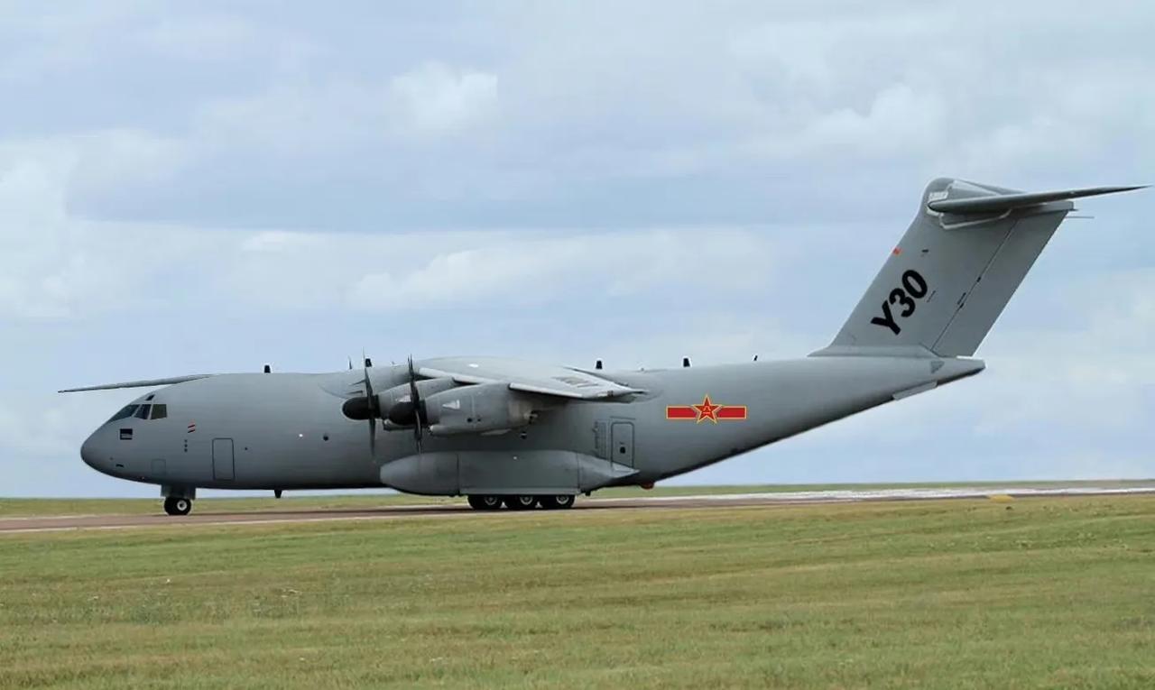 运30中型运输机现身，作为运9运输机的换代机型，运30运输机在航电系统，发动机效