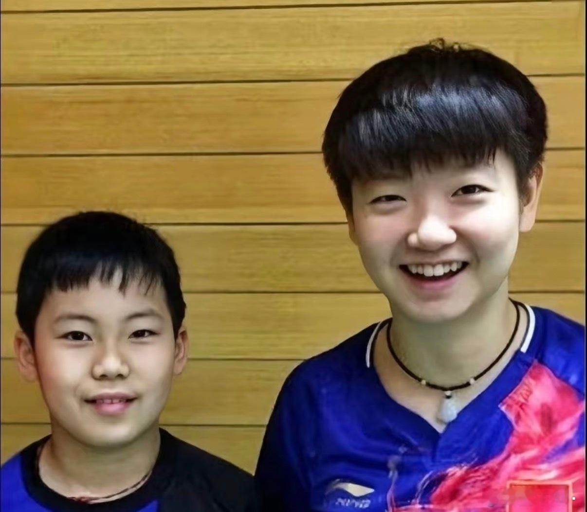 孙颖莎王楚钦进混双决赛松岛：莎姐还是刚认识的时候好，现在总抽我。孙颖莎辛苦了，所