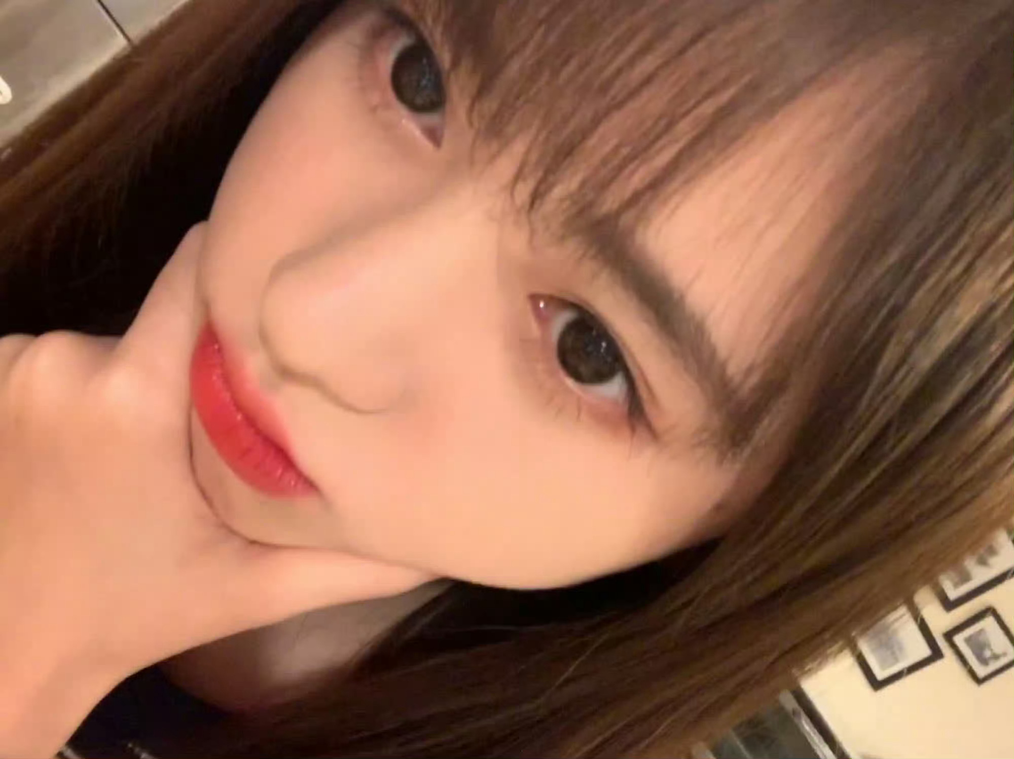 别看我现在萌萌的 你要是惹到我 那你真完鞠婧祎