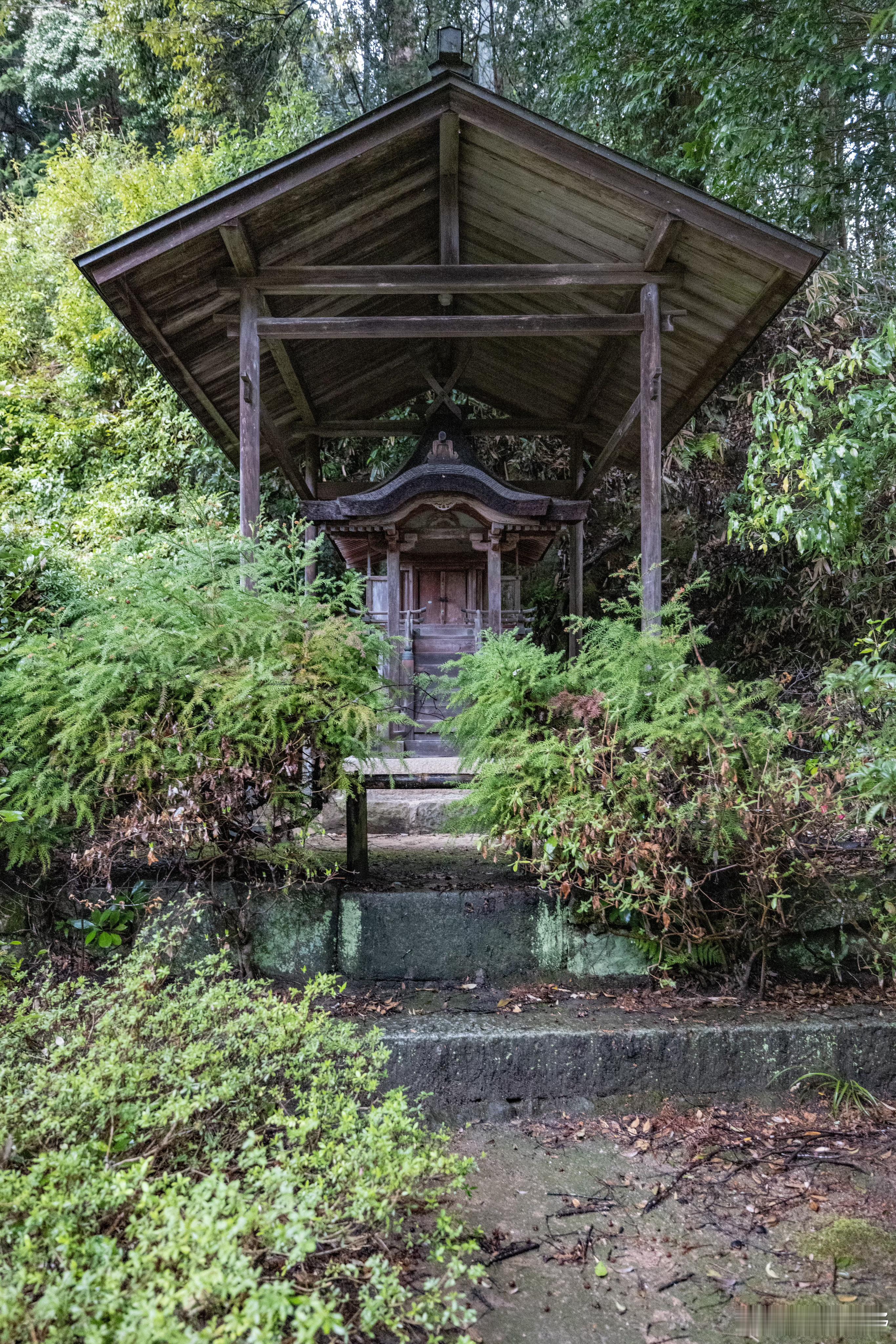 现存最古老春日造（镰仓时代） 