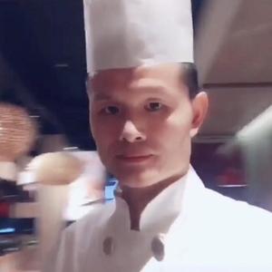 阿龙美食餐饮服务