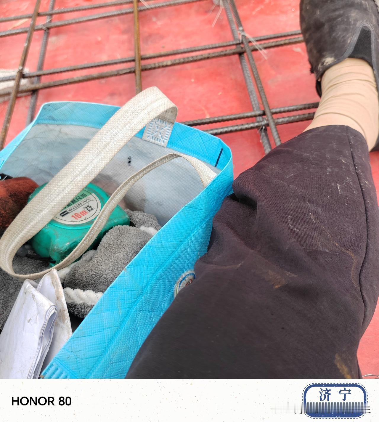 人前故作坚强，人后独自疗伤

作者加速成长计划没人知道我活得有多狼狈，也没人懂我