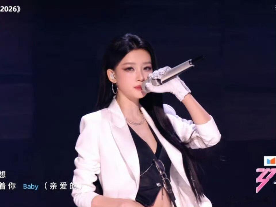 孙怡杀疯了孙怡开口定调 干净通透的声线直击心底，刚开唱就奠定整首歌的情绪走向 