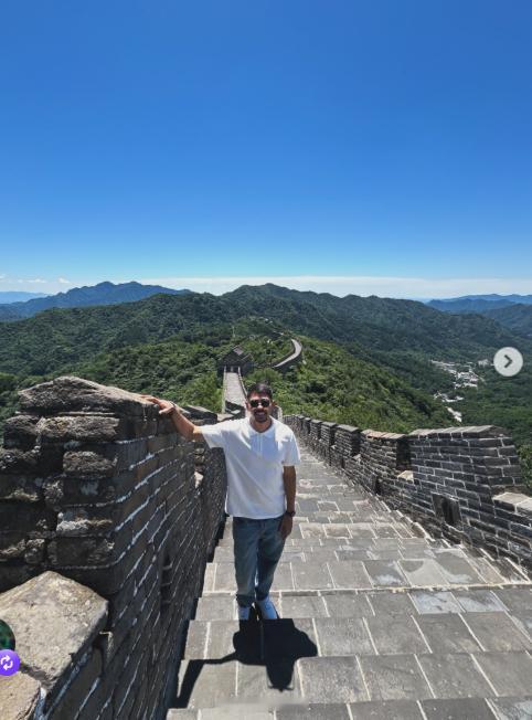 中超联赛 马德鲁加这小身体是真的可以，早起爬长城，一点儿都没中暑：Uma das