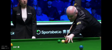 确实绅士！[赞]主动给自己解球➕难度，还不忘代裁判征询对手的意见！[灵光一闪]结