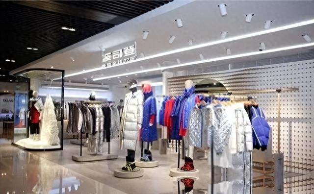 曾被吹上天，如今跌落神坛的4大羽绒服