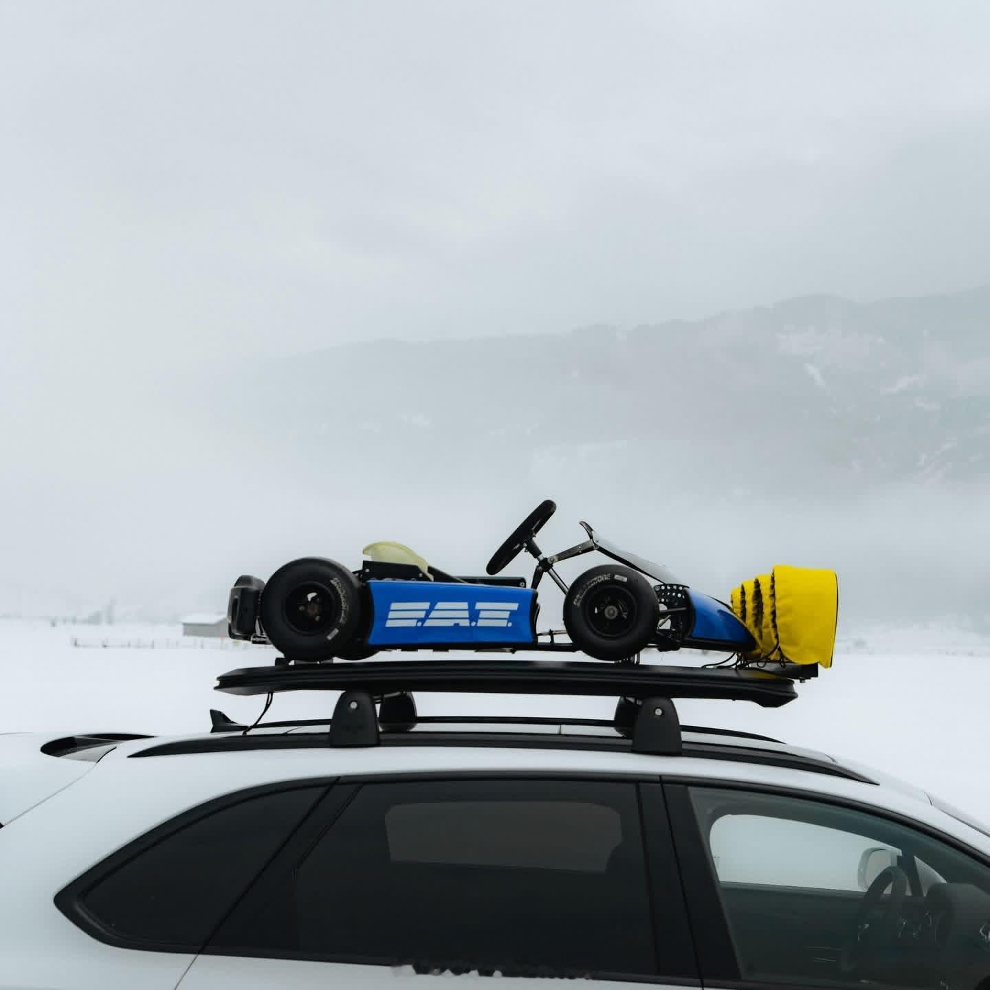 宾利也玩硬核越野拉力赛风格宾利添越 X Concept在FAT Ice Race