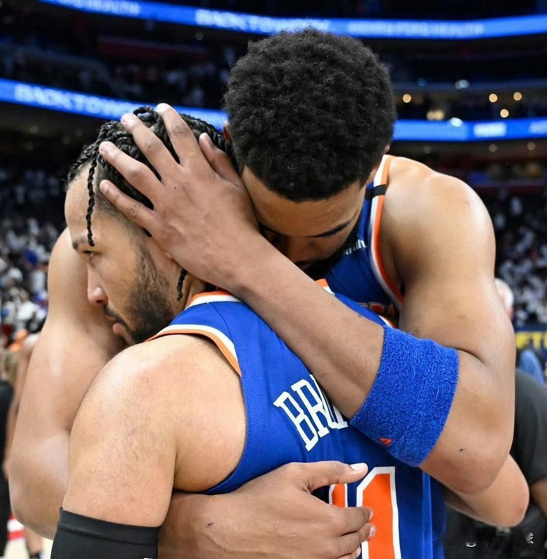 4连败！NBA杯冠军魔咒又来了！

今天，尼克斯队以90-121惨败给缺少杜伦、