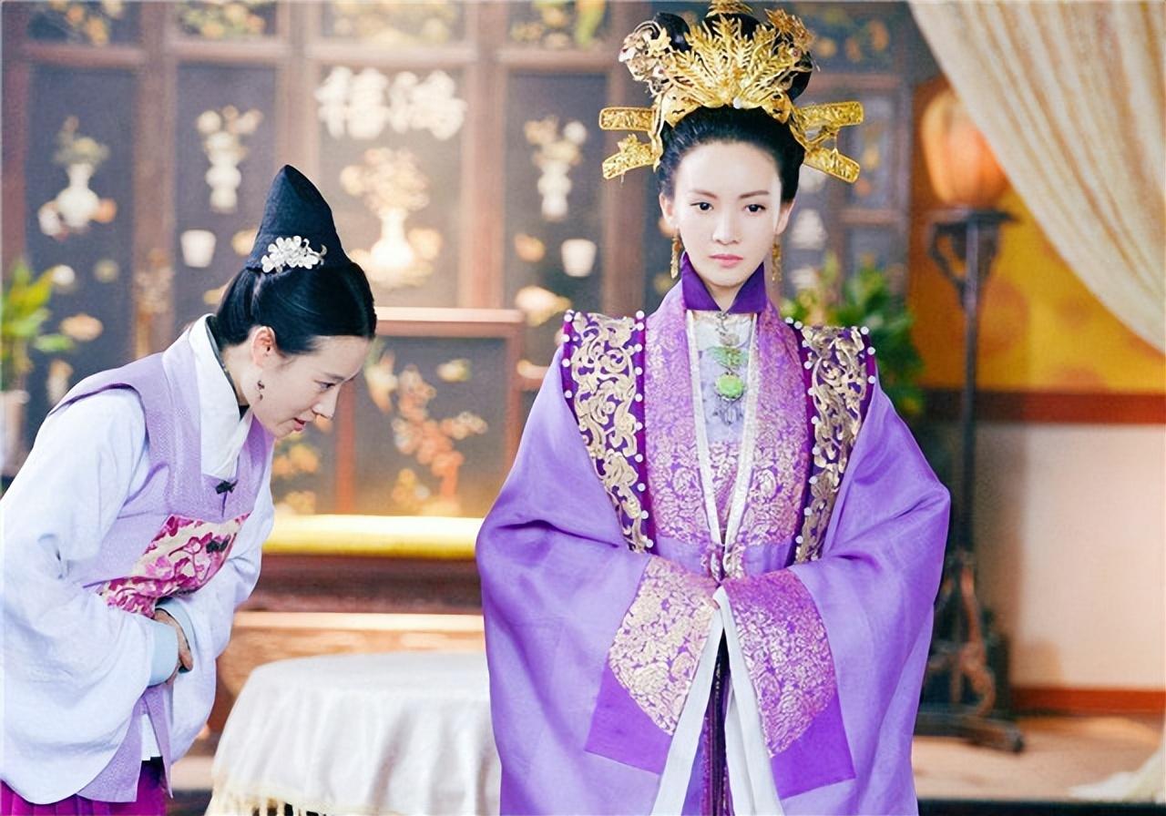 吴贤妃身为明代宗朱祁钰的生母，民间相传她本是明宣宗朱瞻基的庶婶婶，身世背景充满离