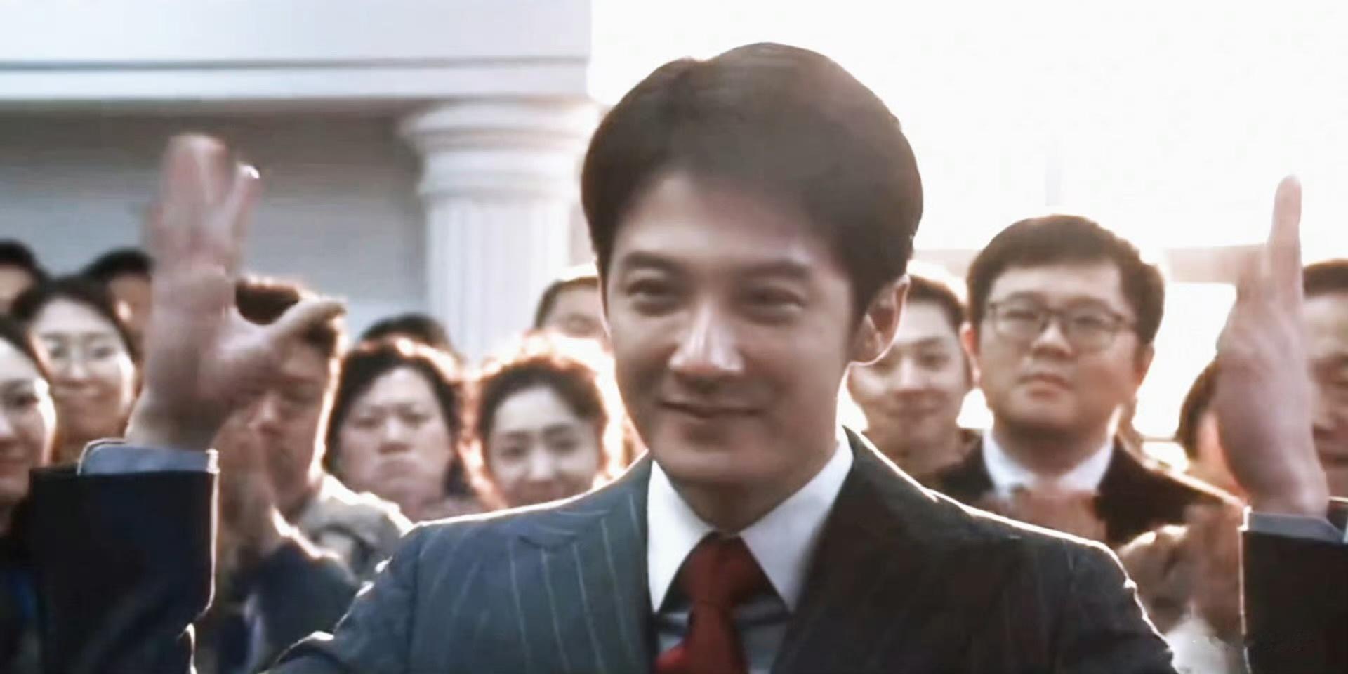 檀健次获奖后长呼一口气 过往人生路，每一步都算数！好多次，我在檀健次身上看到命运