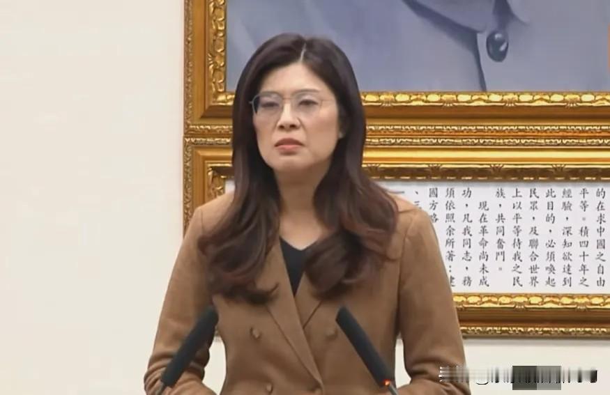 郑丽文是真不简单！
 
跟赵少康握手言和，给王金平发“最高顾问”聘书，今儿又把国