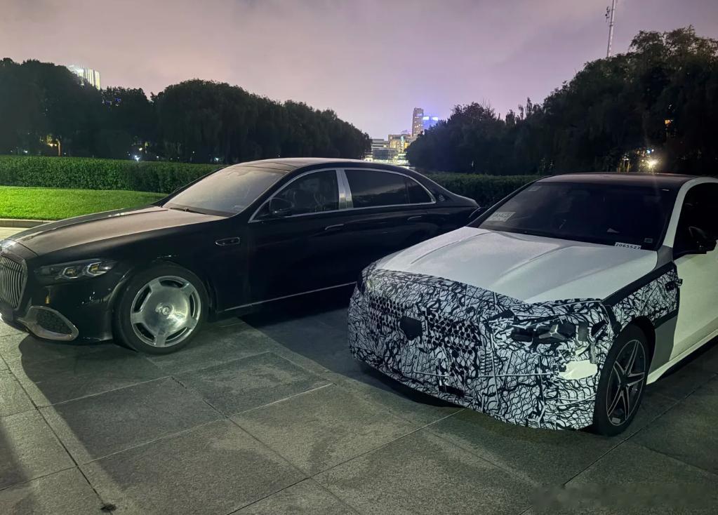 路遇奔驰伪装车，这是新的C吗？ 