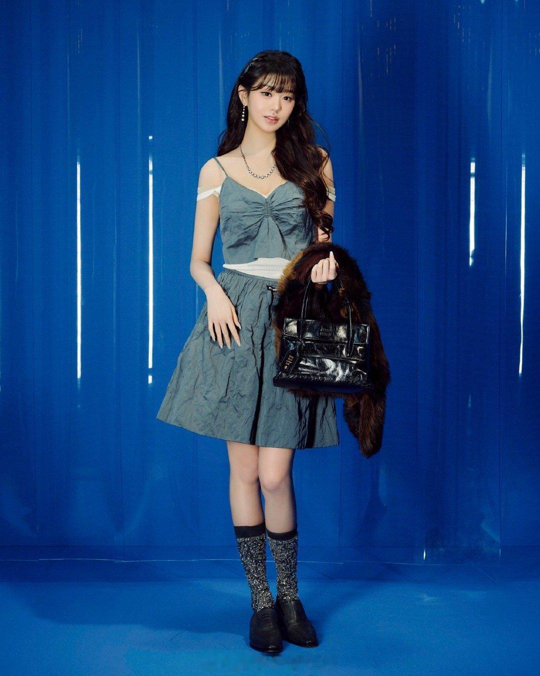 Miumiu大秀官方拍的张元英、刘浩存、赵今麦，来看看表现力[求关注] ​​​