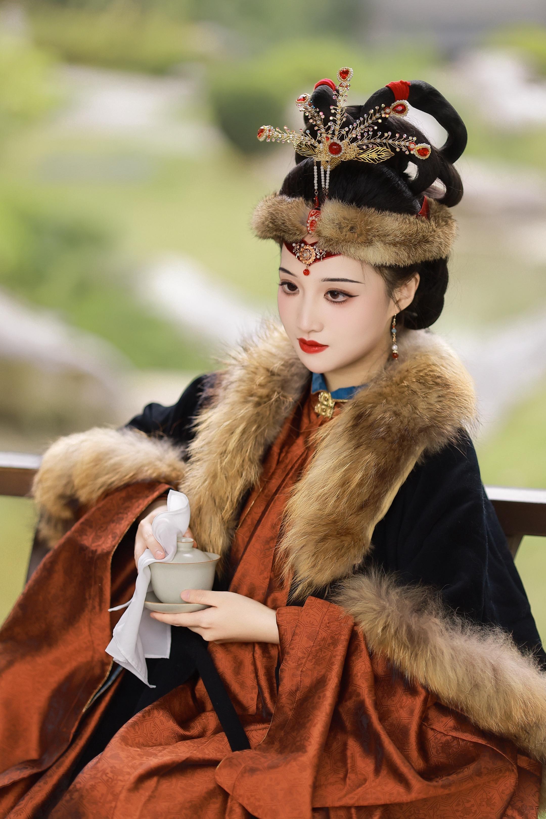 我是从来不信什么阴司地狱报应的。凭什么事，我说行，就行。