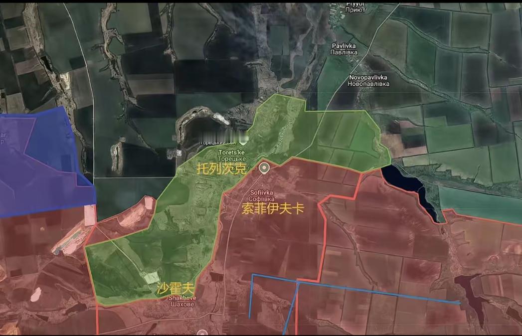 俄军中部集群在红军城以北占领了托列茨克及其周边地区，这样是在不断改善进攻斯拉维扬