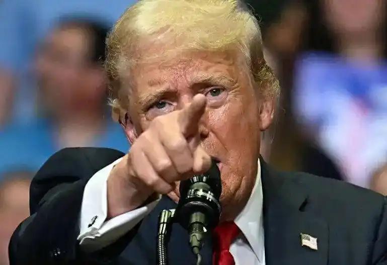美国竟靠海藻萃取稀土？效能直冲行业峰值，中国 90% 产能优势要被撼动？
初闻时