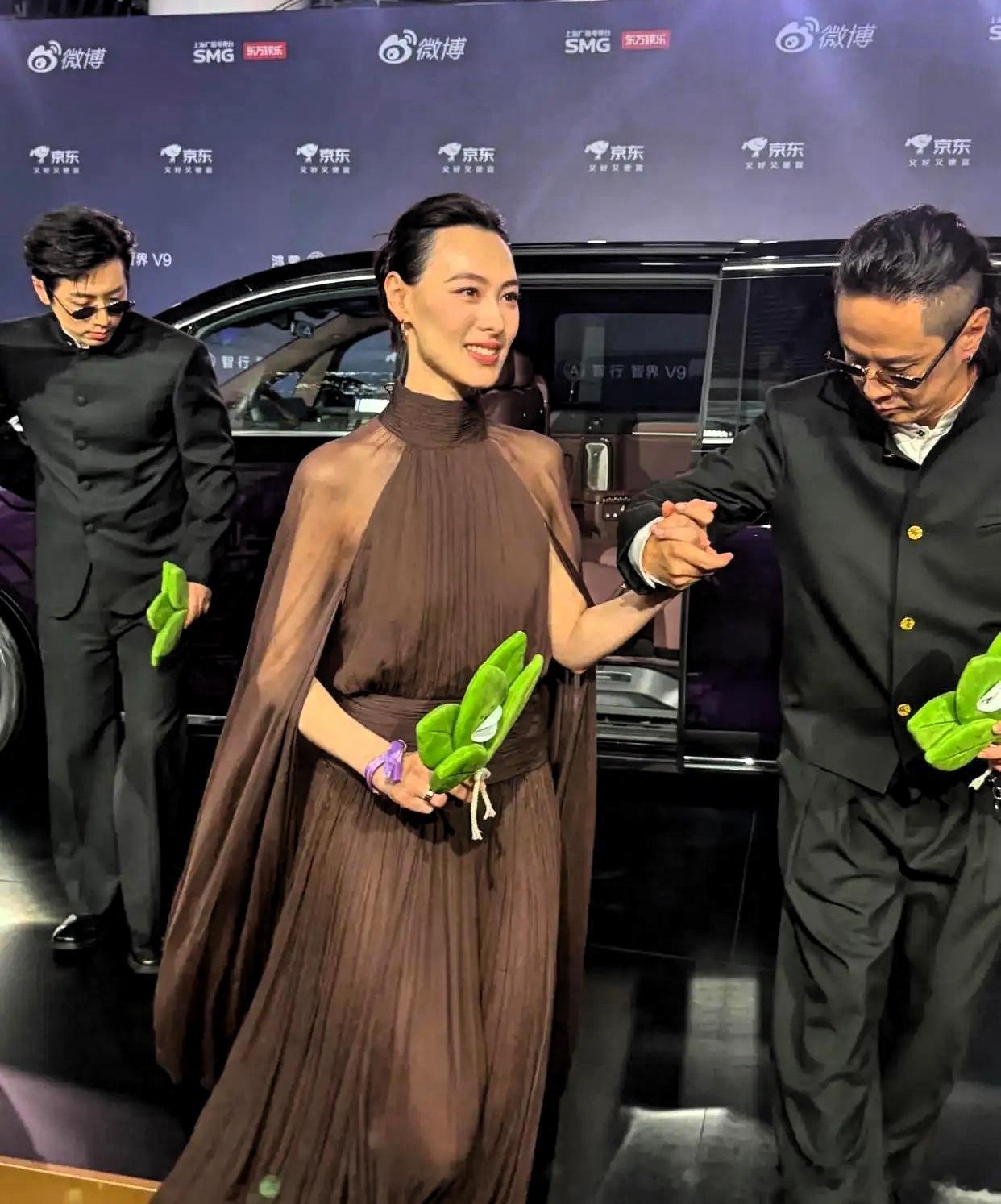 离过婚的女人，活的就是明白！ 梁洛施终于不再隐瞒，亲口说出了当年和李泽楷分手的真