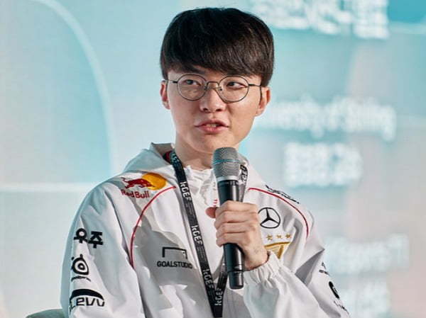 Faker受邀出席KeSPA全球电子竞技论坛，在采访中Faker谈到了自己对于游