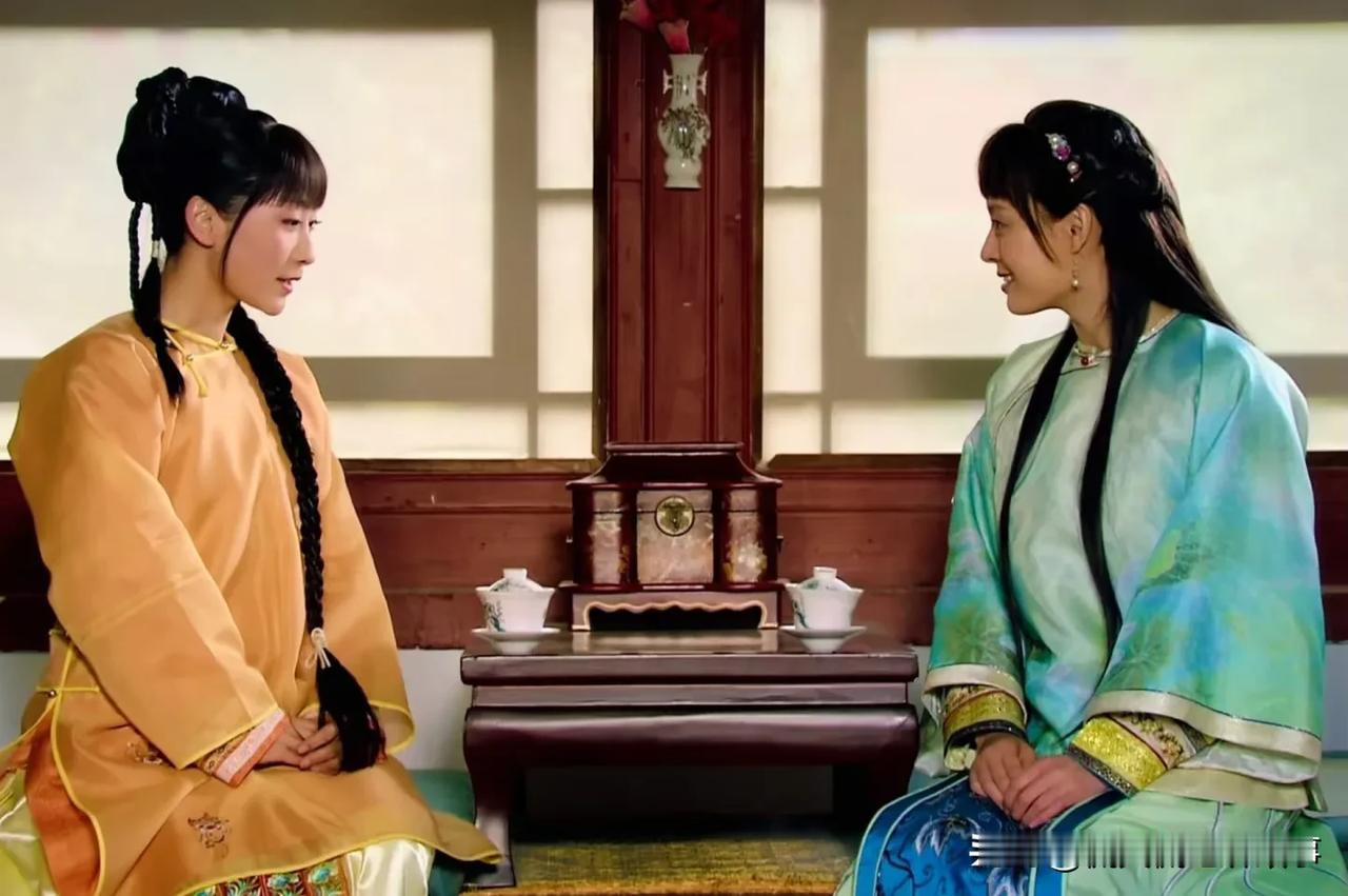 刷到网友重看《甄嬛传》的发现，可太戳安陵容的痛处了——“有事安答应，无事淳常在”
