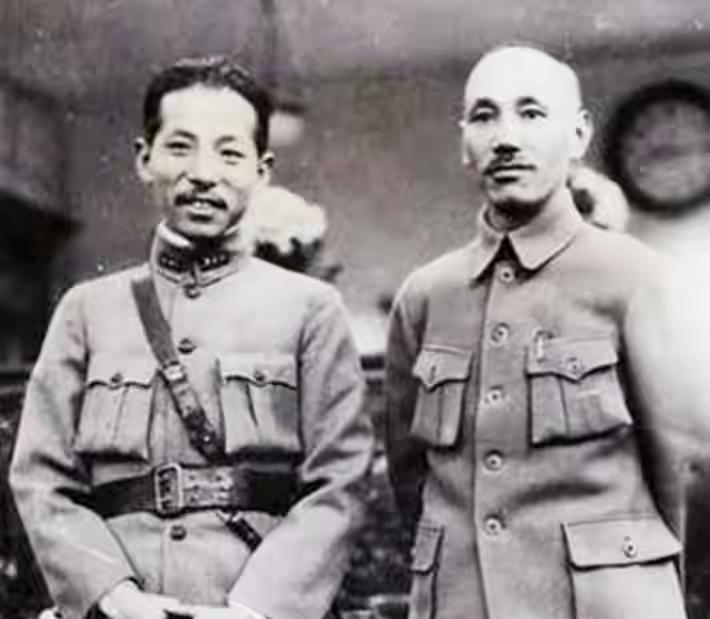 蒋介石葬礼上，张学良送了一副16字的挽联，蒋经国看后脸色发白
1975年4月5日