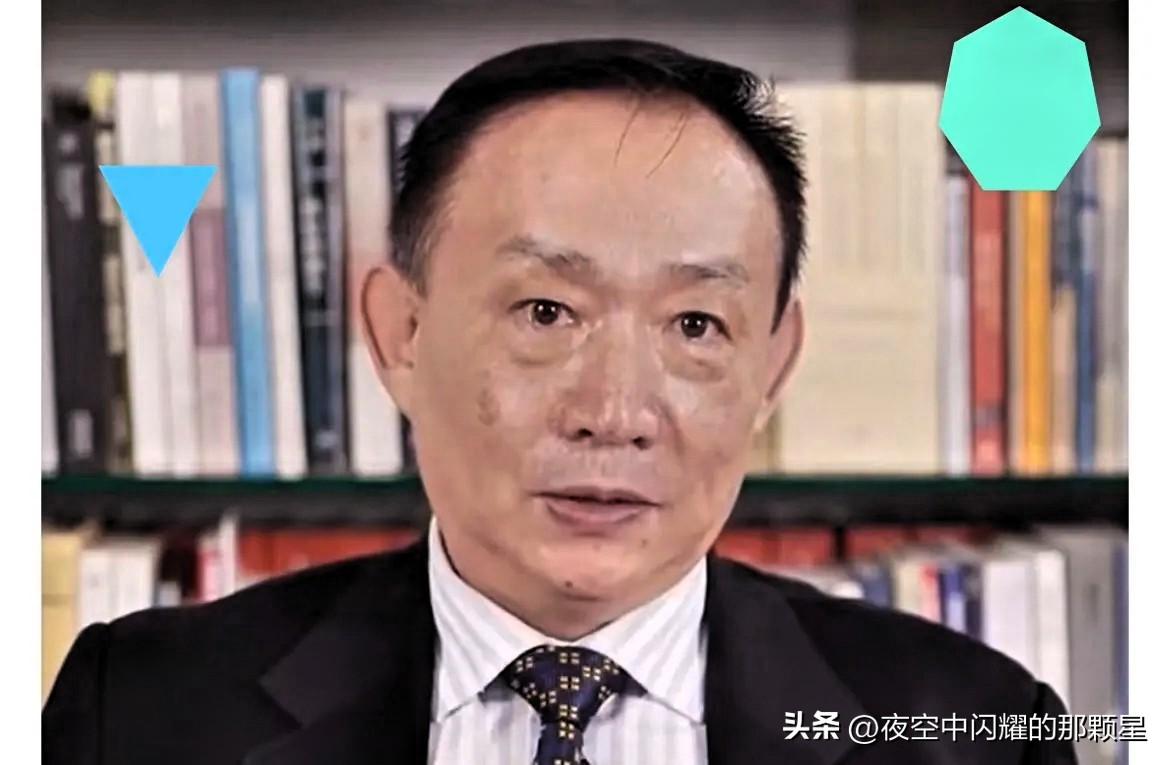 吃饭砸锅这事儿见多了，但卢麒元捅破的这层窗户纸，才真叫一个“寒彻骨”。

卢麒元