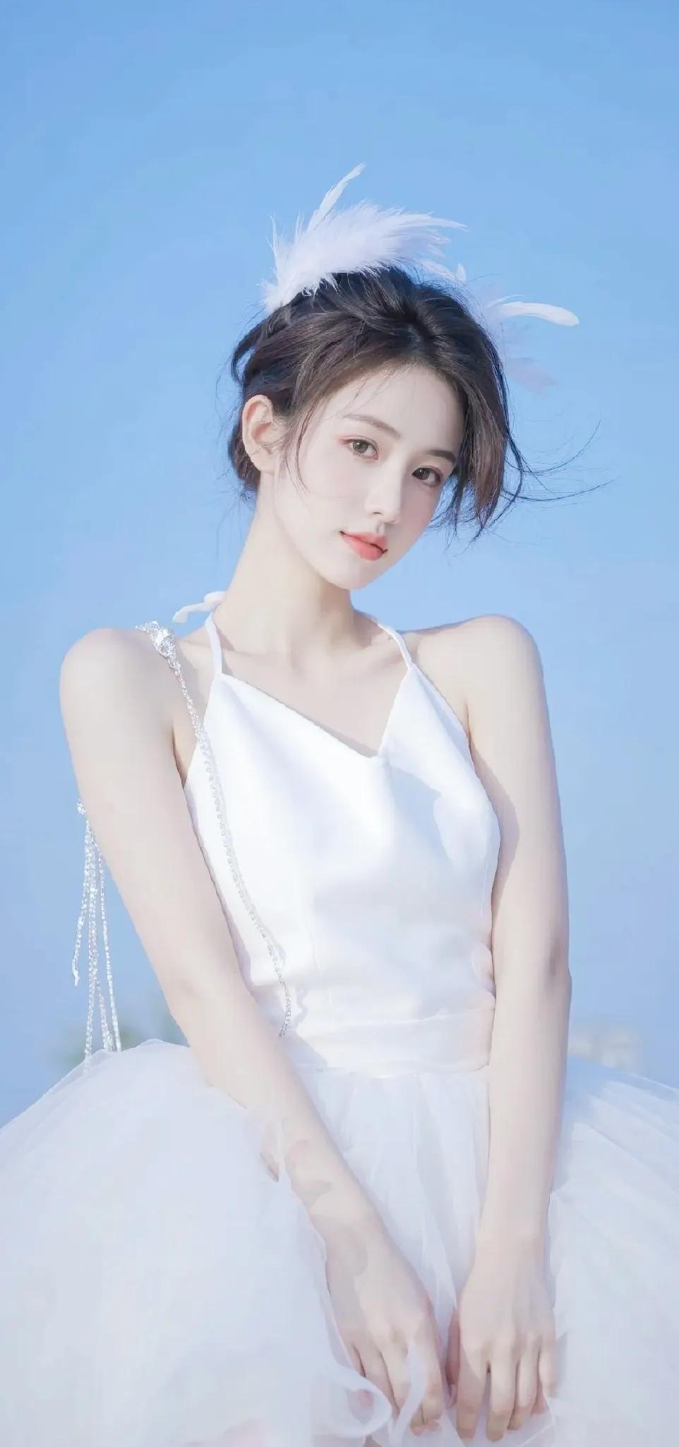 分享女神美图国色天姿美女照 女神手机壁纸 绝世容颜女神 靓丽美照 人间天花板女神