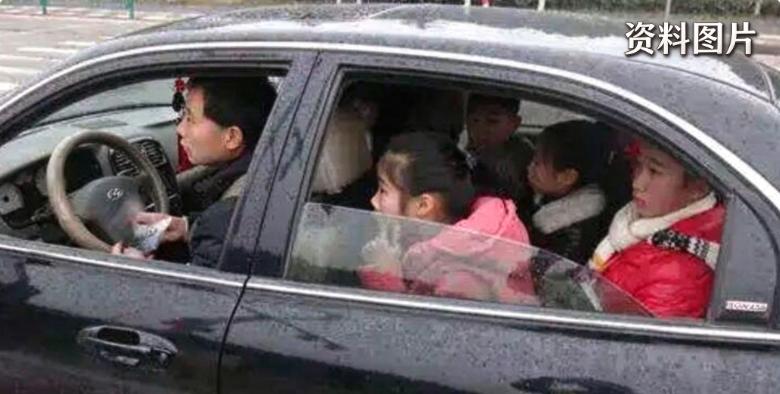 5座车塞7人凌晨撞半挂致7人全部死亡：如果凌晨无车可坐，超载应该怎么治？
 
9
