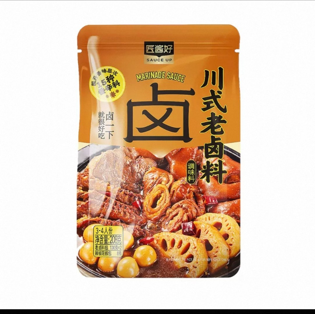 再次安利盒马的这个料包，我这两天爱上了用它卤鸡腿（琵琶腿）。我一般会先用生姜片、