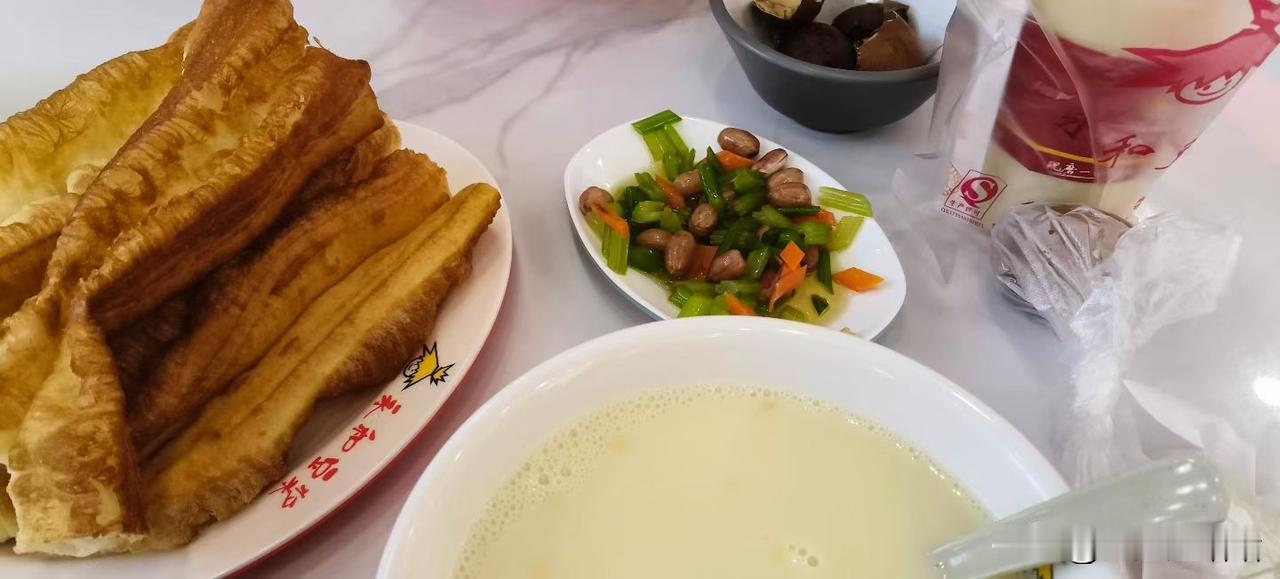小时候看古惑仔就想去学，结果没学好，庆幸没学好，如果学好了，估计现在还在里面改造